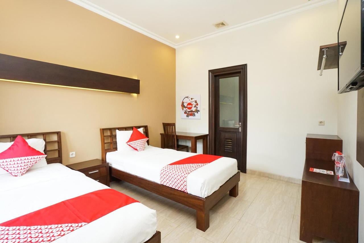Avila Ketapan Rame Hotel Prigen Exterior photo