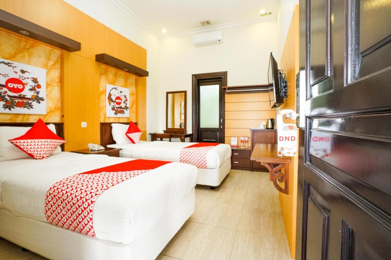 Avila Ketapan Rame Hotel Prigen Exterior photo