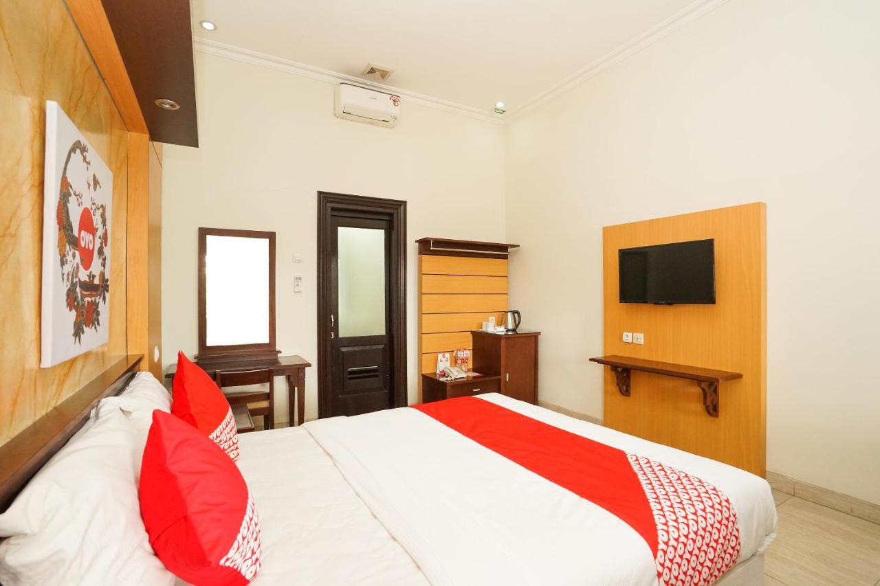 Avila Ketapan Rame Hotel Prigen Exterior photo